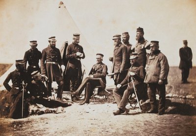 Tenente generale Sir John Lysaght Pennefather e staff, da un album di 52 fotografie associate alla Guerra di Crimea, 1855 da Roger Fenton